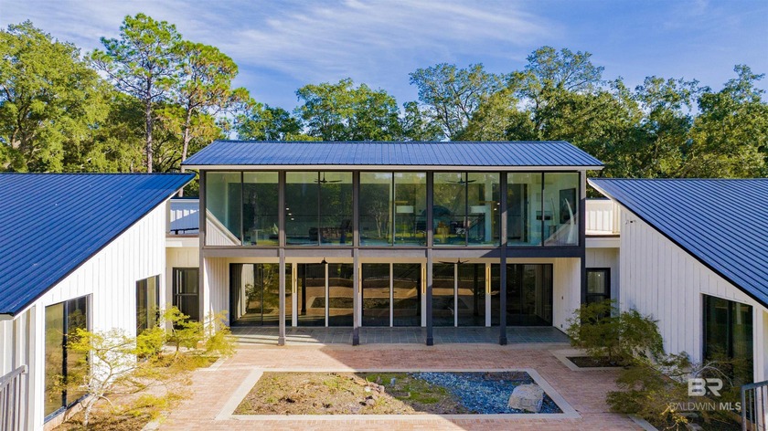 Stunning Mid-Century Modern Masterpiece in Lakewood Club Estates - Beach Home for sale in Fairhope, Alabama on Beachhouse.com