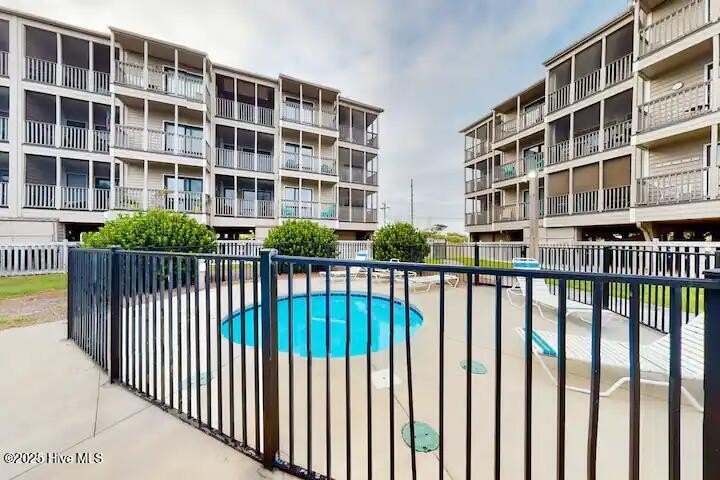 This is an amazing opportunity! This beautiful oceanfront condo - Beach Condo for sale in Atlantic Beach, North Carolina on Beachhouse.com