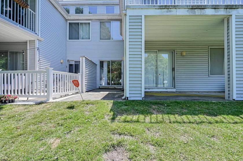 Updated and in great condition two-bedroom, two-full-bathroom - Beach Condo for sale in Egg Harbor Township, New Jersey on Beachhouse.com