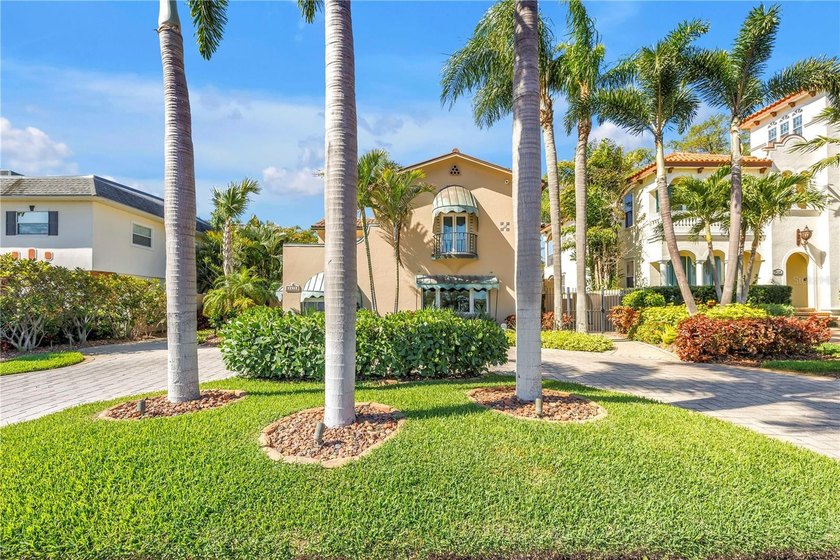 One or more photo(s) has been virtually staged. Set along the - Beach Home for sale in St. Petersburg, Florida on Beachhouse.com