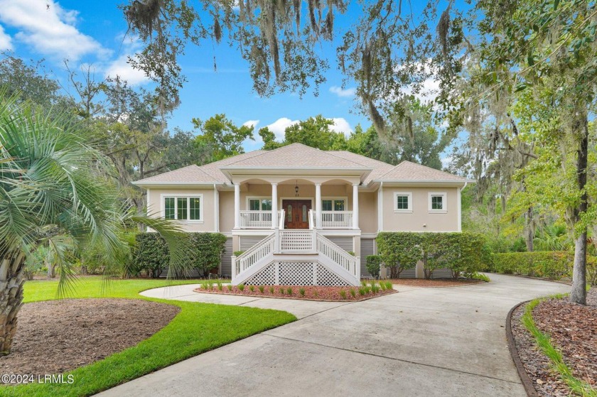 Are you in search of a residence with ample storage & a large - Beach Home for sale in Bluffton, South Carolina on Beachhouse.com