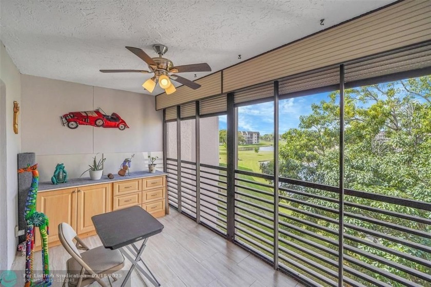 55+ COMMUNITY, THIS BEAUTIFUL TURN KEY READY UNIT IS ON THE 3rd - Beach Condo for sale in Sunrise, Florida on Beachhouse.com