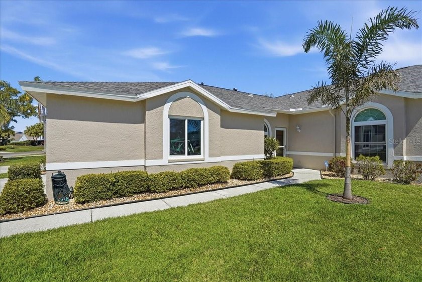 Welcome to Easy Florida Living in The Villas at Tara Golf & - Beach Home for sale in Bradenton, Florida on Beachhouse.com