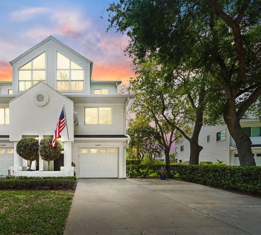 This furnished home is a win across the board. It is a coveted - Beach Townhome/Townhouse for sale in Seminole, Florida on Beachhouse.com