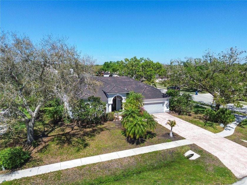 Gorgeous custom executive home in River Club. Just look at the - Beach Home for sale in Bradenton, Florida on Beachhouse.com