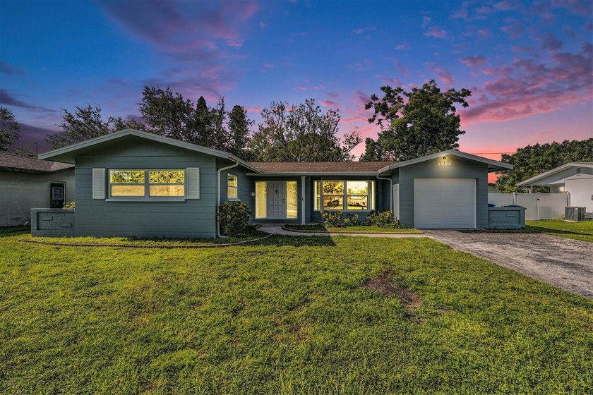 This beautifully renovated 3-bedroom, 2 bath residence combines - Beach Home for sale in St. Petersburg, Florida on Beachhouse.com