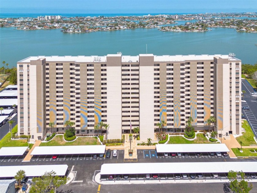 VIEWS VIEWS VIEWS from EVERY WINDOW, coveted PRIVATE and - Beach Condo for sale in South Pasadena, Florida on Beachhouse.com