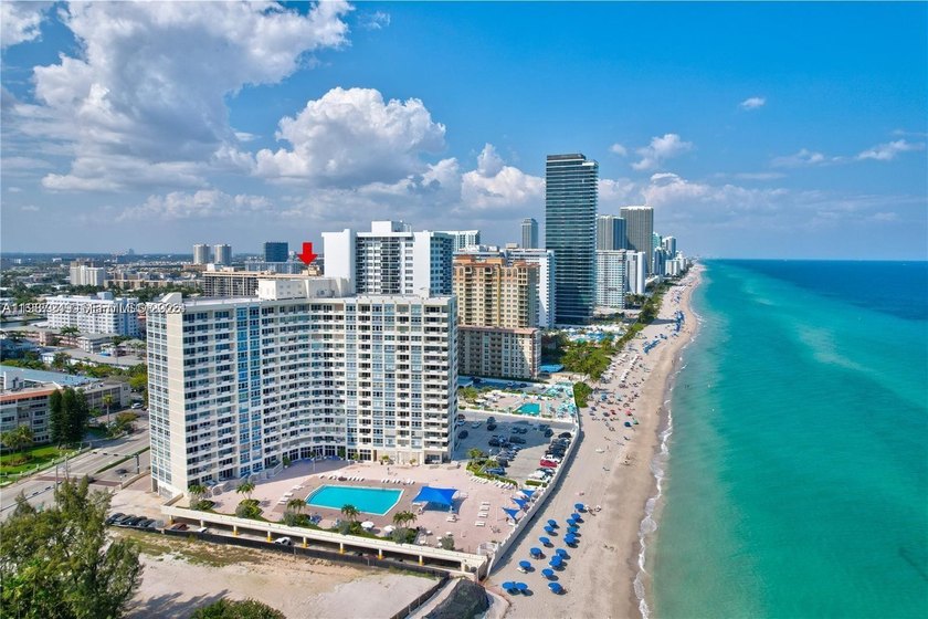 Welcome to paradise. Stunning oceanfront 2BR/2BA with - Beach Condo for sale in Hallandale Beach, Florida on Beachhouse.com
