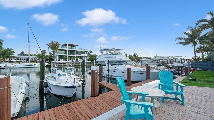 Waterfront Living with Dockage - Fully Updated Townhome.

An - Beach Townhome/Townhouse for sale in Fort Lauderdale, Florida on Beachhouse.com