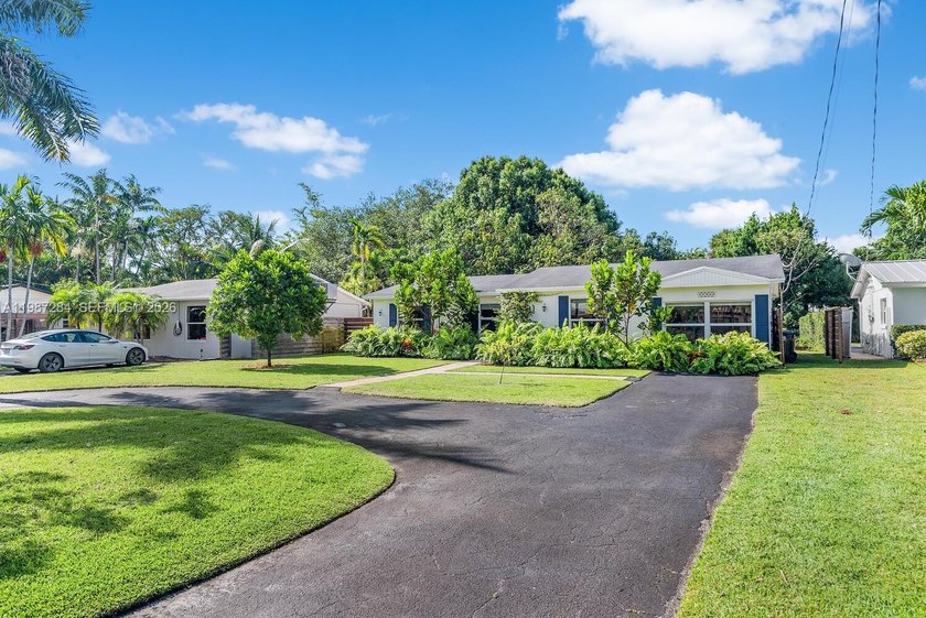 A rare opportunity to own a truly move-in ready home where - Beach Home for sale in Fort Lauderdale, Florida on Beachhouse.com
