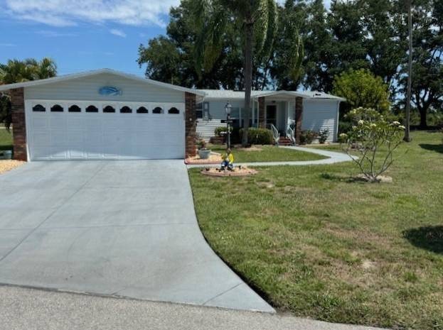 Welcome to your beautiful sanctuary in the prestigious Pine - Beach Home for sale in North Fort Myers, Florida on Beachhouse.com