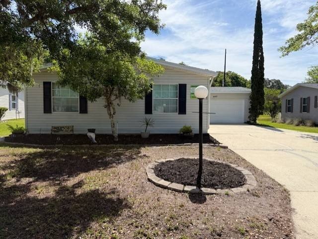Spacious, 3 bedroom, 2 bath home that has been well maintained - Beach Home for sale in Elkton, Florida on Beachhouse.com