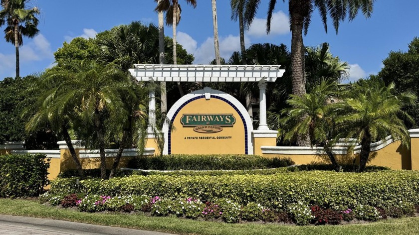 STUNNING FULLY FURNISHED 3 BEDROOM CONDO IN RESORT STYLED - Beach Condo for sale in Vero Beach, Florida on Beachhouse.com