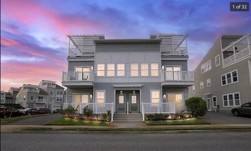 3 STORY 3084 SQ. FT. 5 BEDROOM 4 FULL BATHROOM WITH WATER VIEWS - Beach Home for sale in Arverne, New York on Beachhouse.com