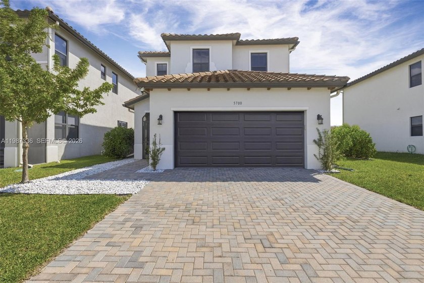 Experience refined living in this beautiful and spacious - Beach Home for sale in Ave Maria, Florida on Beachhouse.com