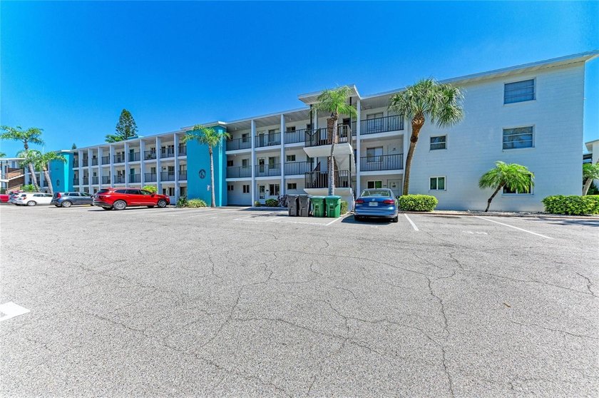 Under contract-accepting backup offers. Picture yourself - Beach Condo for sale in Bradenton, Florida on Beachhouse.com