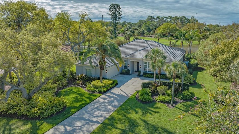 Meticulously maintained and updated with care, this 3 bedroom, 3 - Beach Home for sale in Osprey, Florida on Beachhouse.com