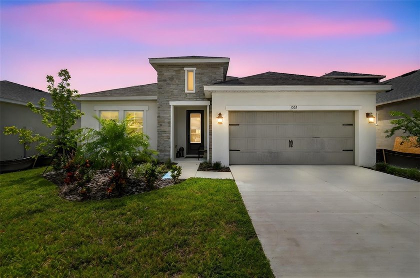 WHY WAIT TO BUILD? SELLER IS MOTIVATED and is offering buyer - Beach Home for sale in Apollo Beach, Florida on Beachhouse.com