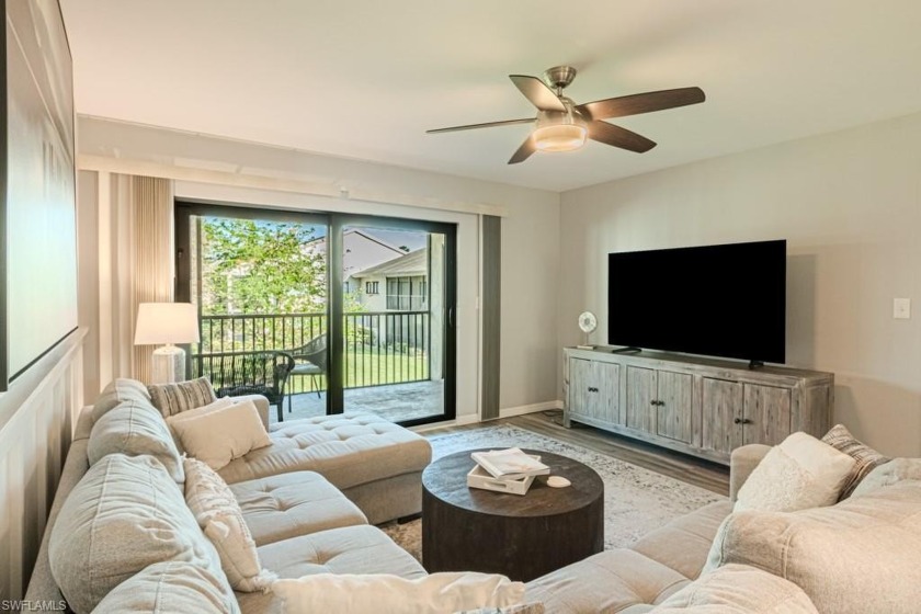 Beautiful 3 bedroom/ 2 bath updated unit in Summerplace is now - Beach Home for sale in Naples, Florida on Beachhouse.com