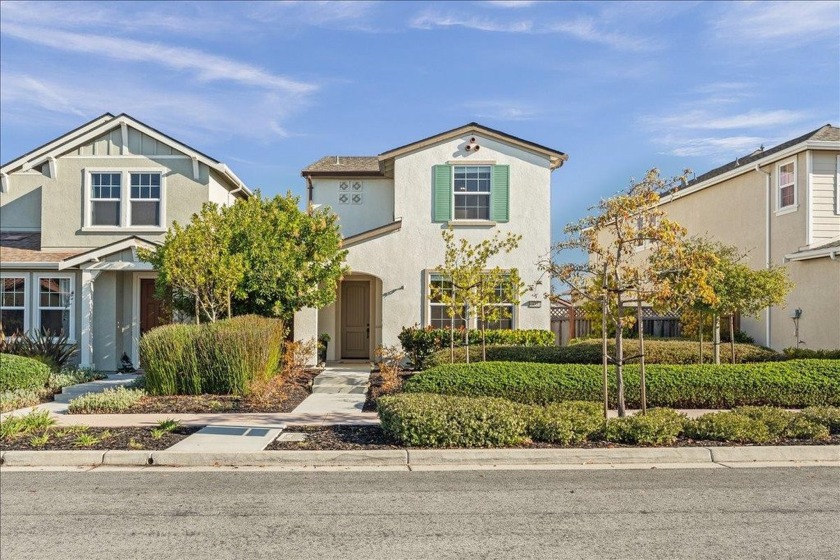 Welcome to this elegant move-in ready 3-bedroom, 2.5-bath home - Beach Home for sale in Marina, California on Beachhouse.com