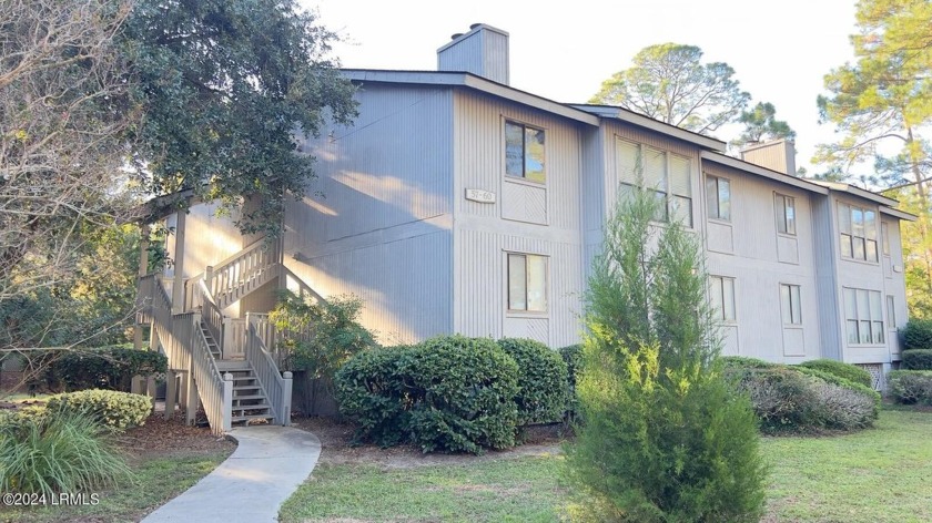 Spacious first-floor villa on South End of the Island in Broad - Beach Townhome/Townhouse for sale in Hilton Head Island, South Carolina on Beachhouse.com