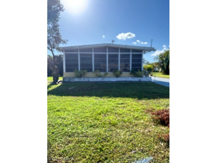 Don't look past the potential of the home.  It needs a little - Beach Home for sale in North Fort Myers, Florida on Beachhouse.com