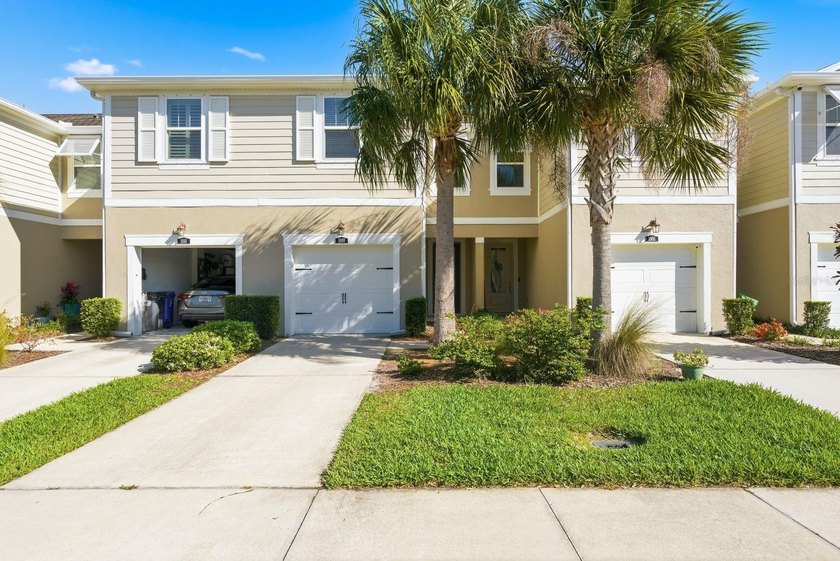 LUXURY and COMFORT in the exclusive GATED WATERFRONT COMMUNITY - Beach Townhome/Townhouse for sale in Oldsmar, Florida on Beachhouse.com