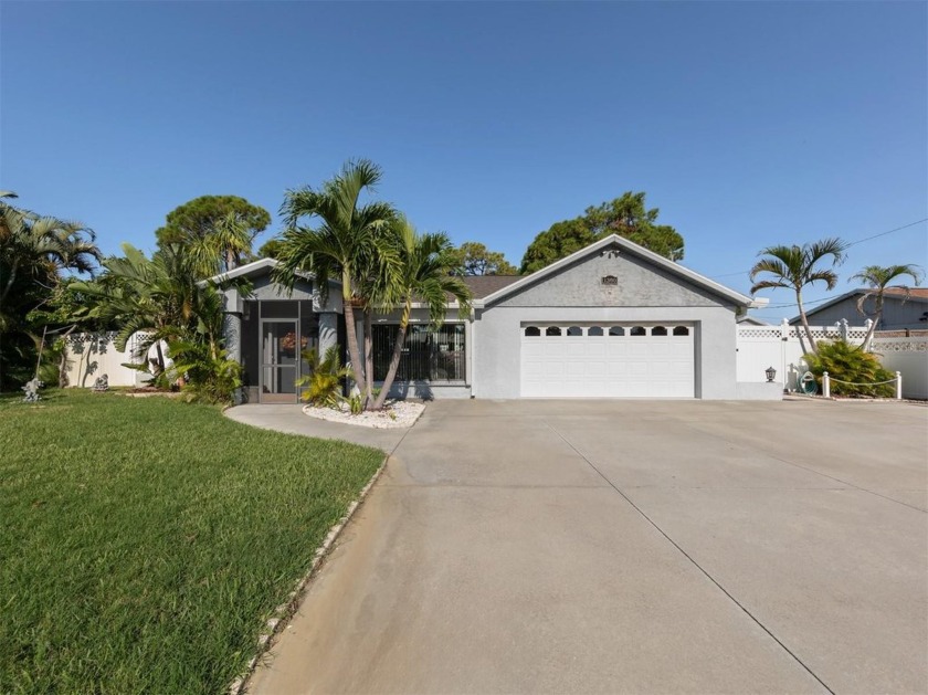 *Win-Win Scenario - Relocation deadline motivates Seller to - Beach Home for sale in Venice, Florida on Beachhouse.com