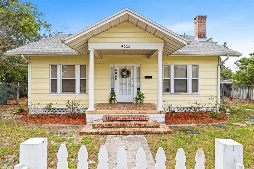 One or more photo(s) has been virtually staged. This beautifully - Beach Home for sale in St. Petersburg, Florida on Beachhouse.com