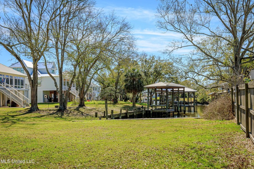 Looking for a beautiful waterfront lot?  Well here it is! - Beach Lot for sale in Pascagoula, Mississippi on Beachhouse.com