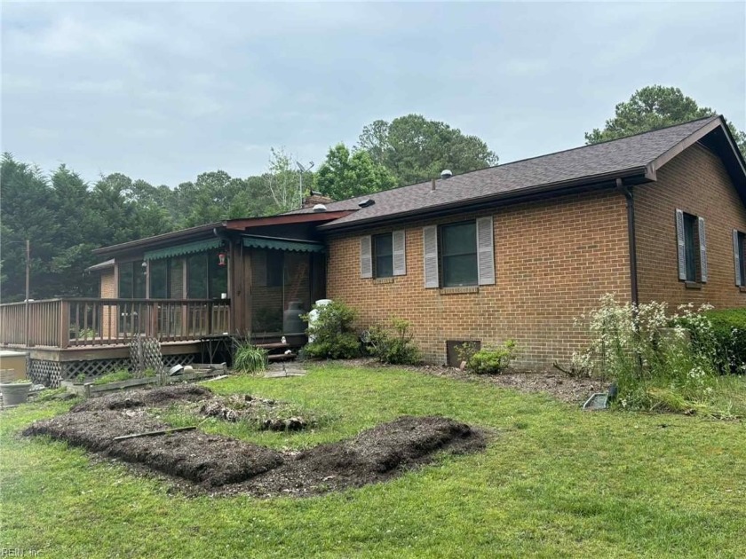 141 BLUE HERON Lane - Beach Home for sale in Cobbs Creek, Virginia on Beachhouse.com