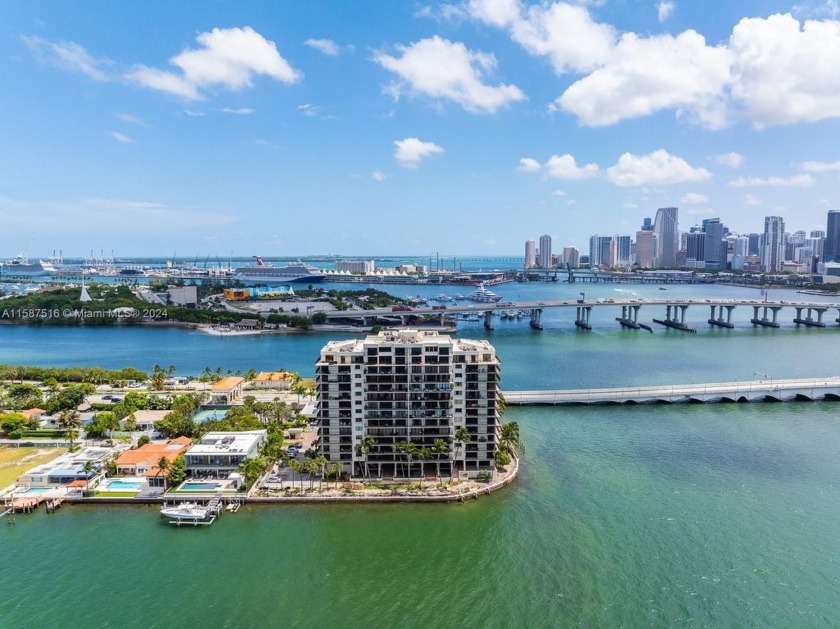 Dazzling wide Biscayne Bay views welcome you home to this - Beach Condo for sale in Miami, Florida on Beachhouse.com