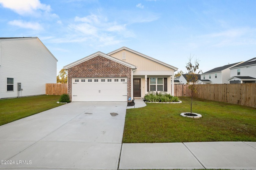 Discover this better-than-new single-story gem in the coveted - Beach Home for sale in Port Royal, South Carolina on Beachhouse.com