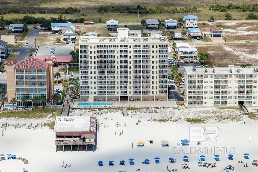A true one of a kind penthouse. Huge 1 bedroom 1 and a half bath - Beach Condo for sale in Gulf Shores, Alabama on Beachhouse.com