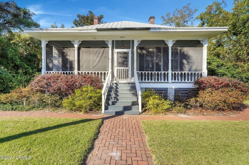 Welcome to the Kirkland Boarding House, an exquisite circa 1894 - Beach Home for sale in Port Royal, South Carolina on Beachhouse.com