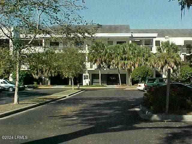 2400 Square Feet Ground Floor Commercial at Carolina Cove. Two - Beach Commercial for sale in Beaufort, South Carolina on Beachhouse.com