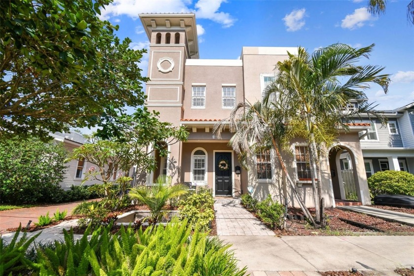 One or more photo(s) has been virtually staged. Experience the - Beach Townhome/Townhouse for sale in Tampa, Florida on Beachhouse.com