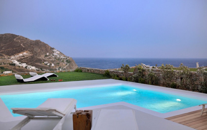 Villa Cast - Beach Vacation Rentals in Elia, Mykonos, Greece on Beachhouse.com