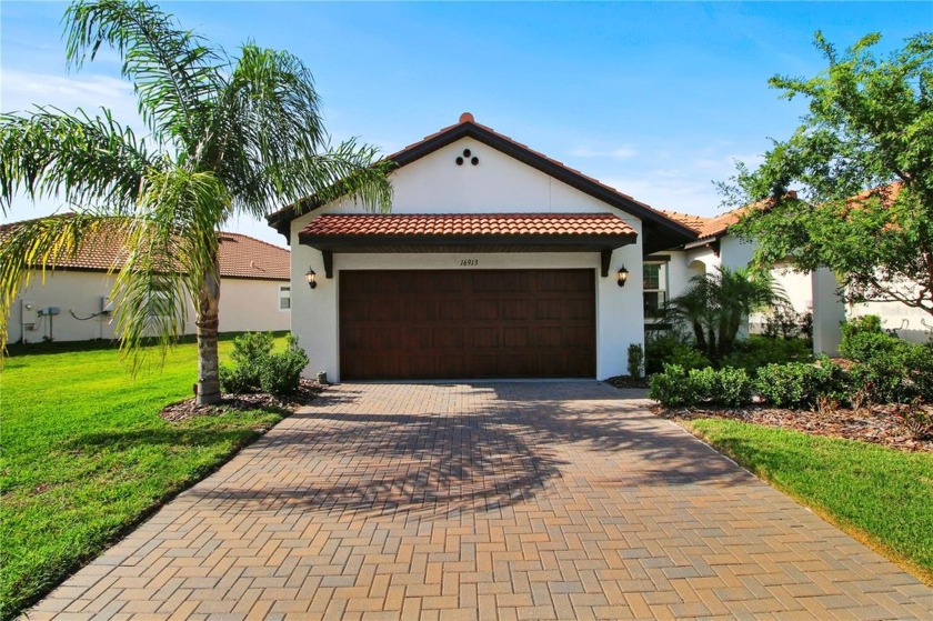 This home qualifies for Zero down loan, No PMI  $5000 closing - Beach Home for sale in Wimauma, Florida on Beachhouse.com