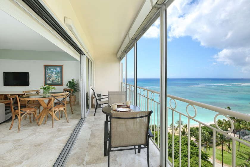 Waikiki Shore ocean views, full kitchen, steps from beach, and - Beach Vacation Rentals in Honolulu, Hawaii on Beachhouse.com