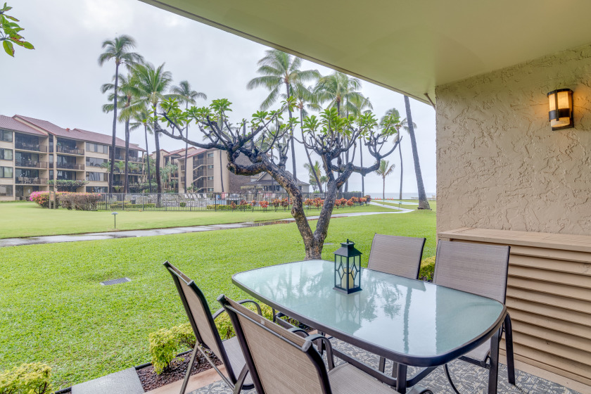 2Bedroom Ground-Floor WPartial Ocean - Beach Vacation Rentals in Lahaina, Hawaii on Beachhouse.com