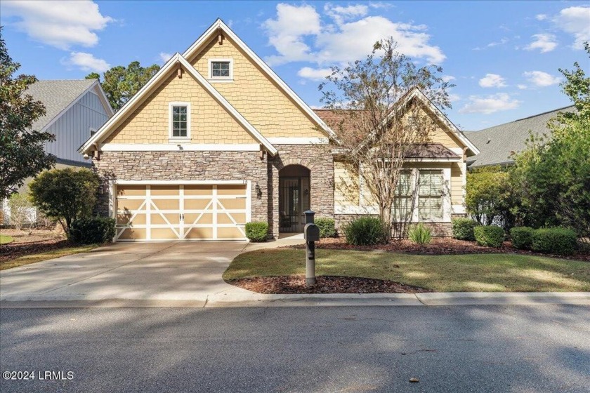 LAKEFRONT LIVING AT ITS BEST! This beautiful 3-bedroom, 3-bath - Beach Home for sale in Bluffton, South Carolina on Beachhouse.com