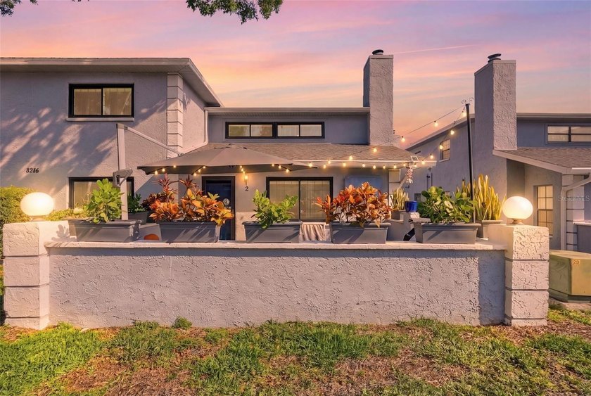 Under contract-accepting backup offers. Welcome to this - Beach Condo for sale in St. Petersburg, Florida on Beachhouse.com