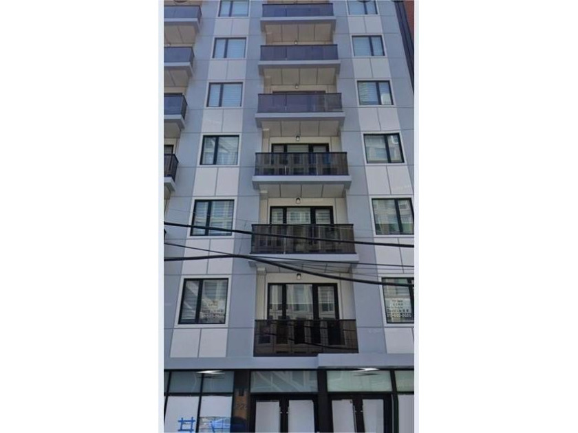 1 bedroom & 1 full bathroom luxury condo apartment for sale - Beach Condo for sale in Long Island City, New York on Beachhouse.com