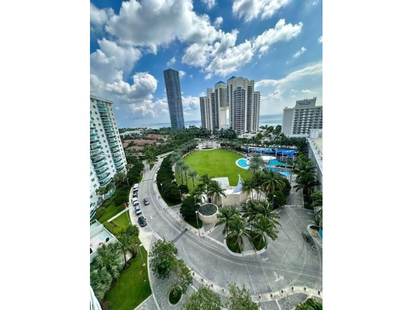 Here is a beautiful 12th floor 2 bedroom 2 bathroom unit that - Beach Condo for sale in Sunny Isles Beach, Florida on Beachhouse.com