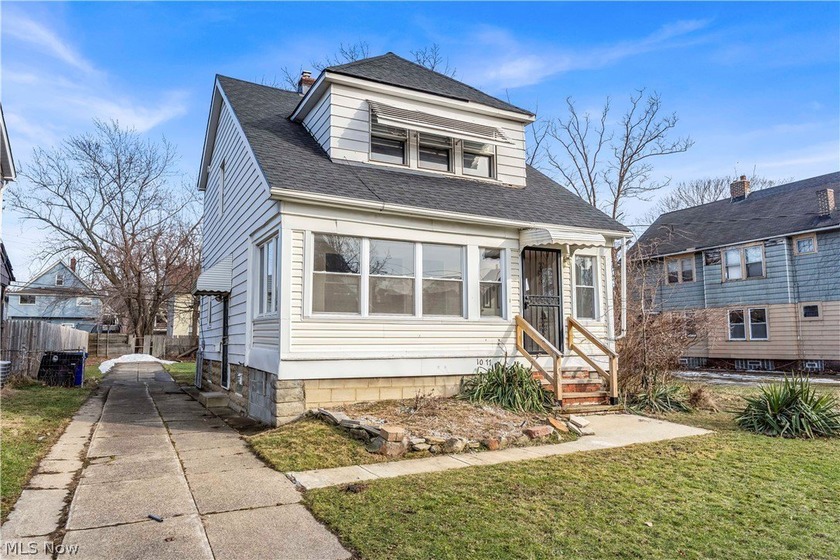 Unlock the potential of your next BRRRR investment opportunity! - Beach Home for sale in Cleveland, Ohio on Beachhouse.com