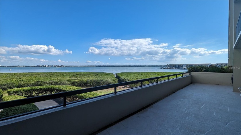 Welcome Home!!! This beautiful condominium home on the - Beach Condo for sale in Clearwater, Florida on Beachhouse.com