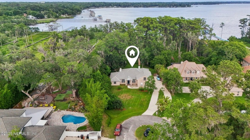 Discover your private oasis on Doctors Lake-an extraordinary 1 - Beach Home for sale in Middleburg, Florida on Beachhouse.com