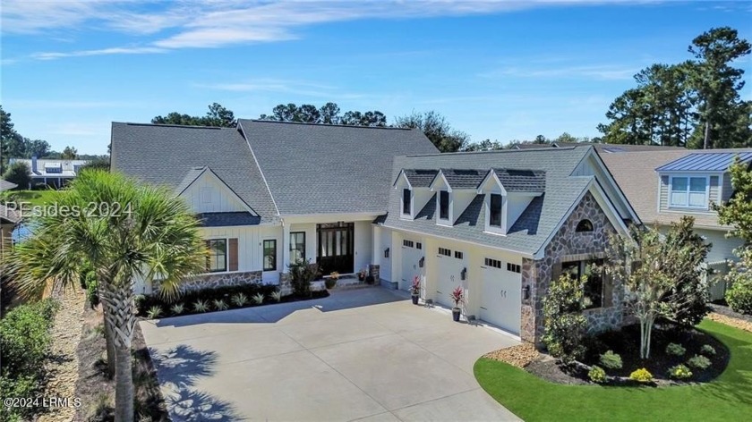 Located in the original section of Hampton Lake this - Beach Home for sale in Bluffton, South Carolina on Beachhouse.com