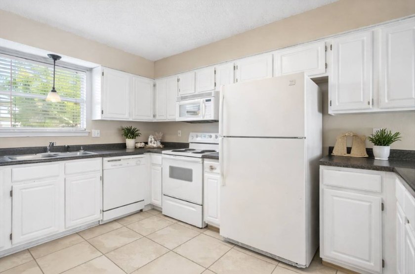Enjoy comfortable, low-maintenance living in this inviting condo - Beach Condo for sale in Slidell, Louisiana on Beachhouse.com